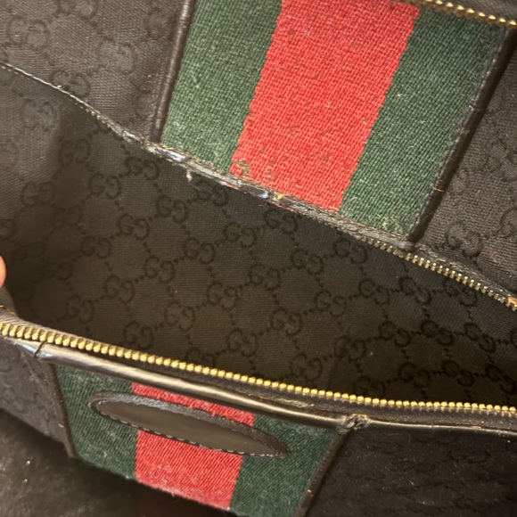 Vintage Gucci briefcase/travel bag - Picture 3 of 7